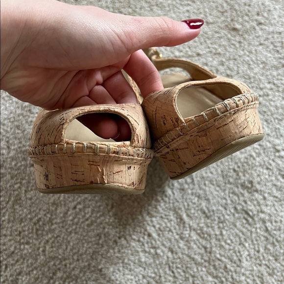 Stuart Weitzman Cork Wedge ls Peep-Toe Sandals size 2 wedges sling backs shoes - Picture 4 of 7